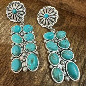 Turquoise Post Conch Earrings , Southwestern Boho Chic Dangle Stud Earring, Shi
